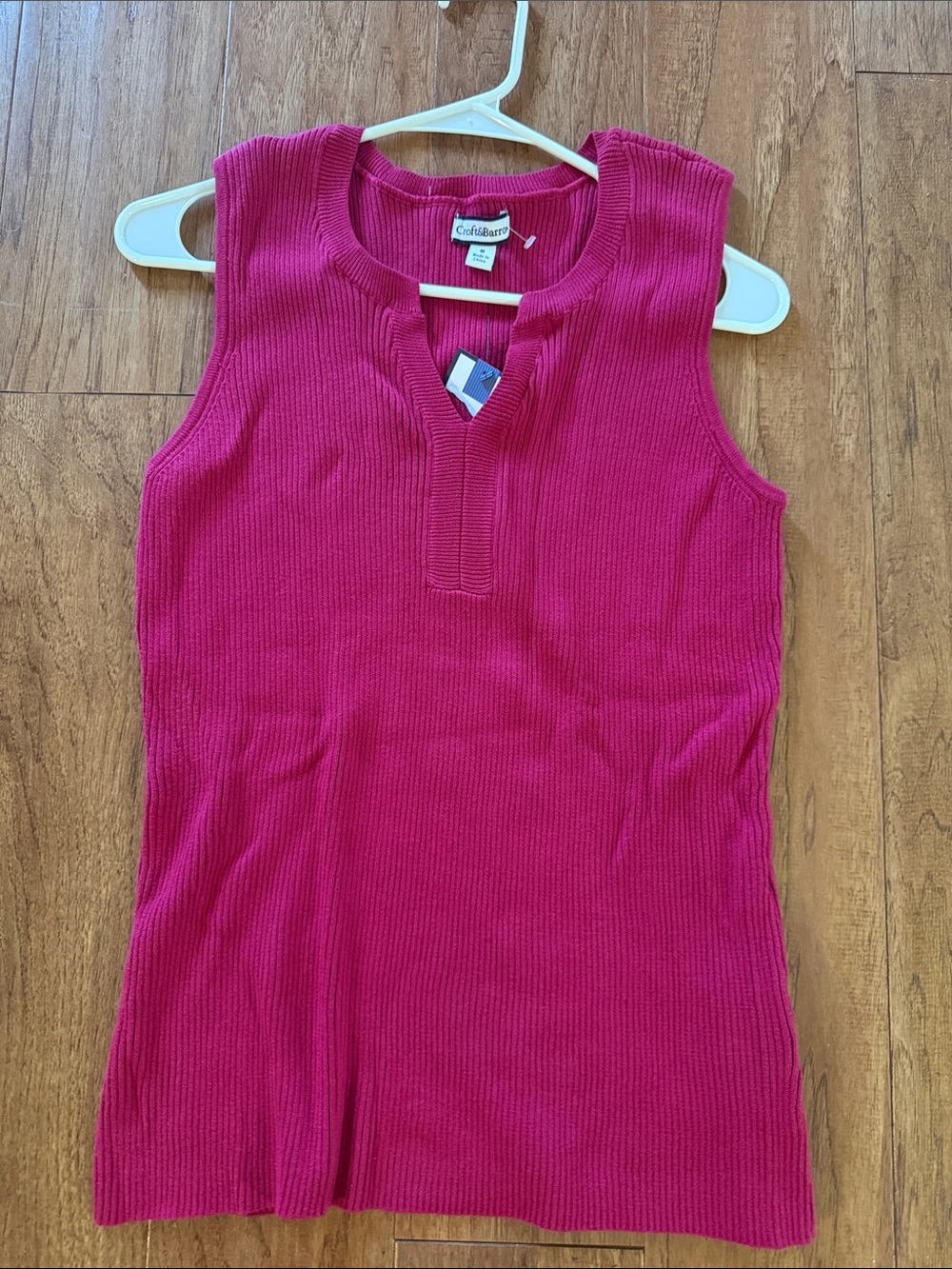 croft & barrow Fuchsia Ribbed Sleeveless Tank with Notch Neck